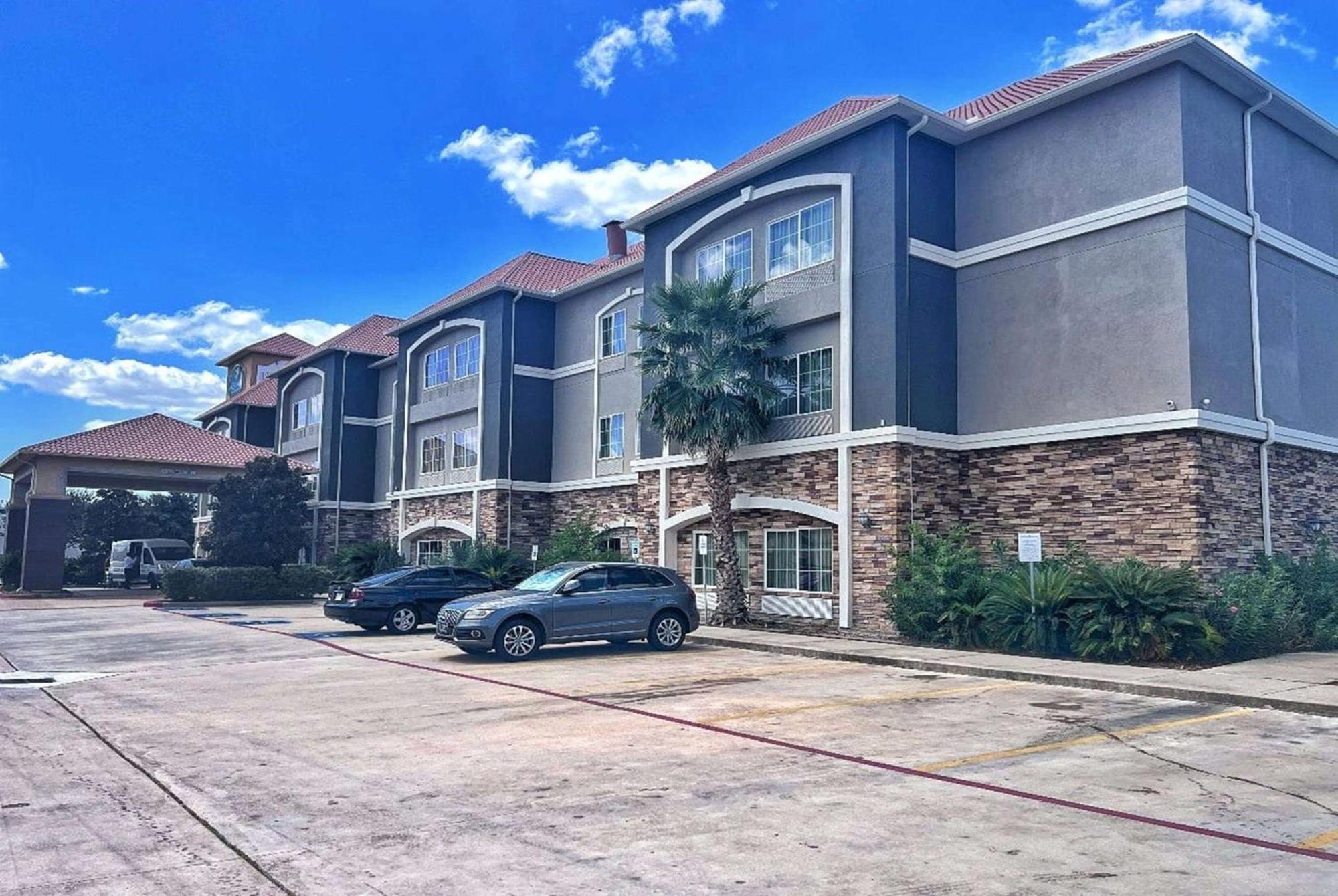 La Quinta By Wyndham Houston Energy Corridor Hotel Exterior foto